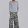 Vaqueros Colossus Jeans con estampado de camuflaje «Woodland» en tejido punzonado