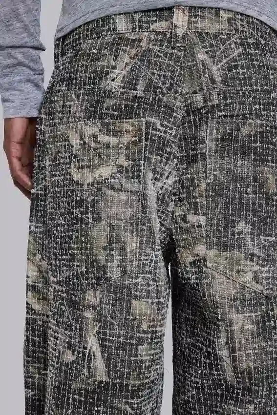Vaqueros Colossus Jeans con estampado de camuflaje «Woodland» en tejido punzonado