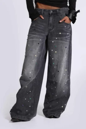 Vaqueros Colossus Jeans con tachuelas de Trixa
