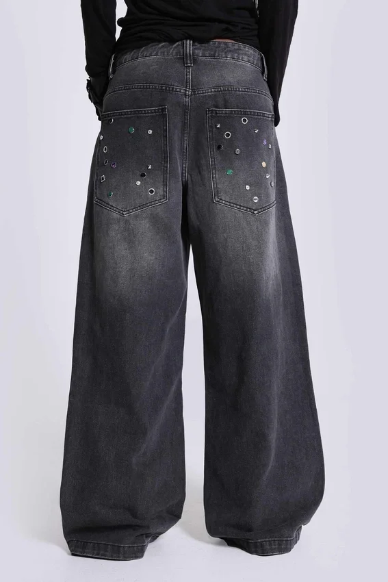 Vaqueros Colossus Jeans con tachuelas de Trixa