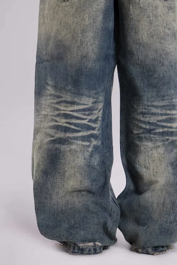 Vaqueros Colossus Jeans de talle bajo y efecto desgastado
