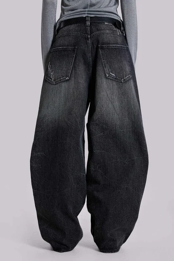 Vaqueros Colossus Jeans XL desgastados con cadenas