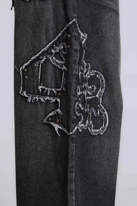 Vaqueros Colossus Jeans XL negros con bordado en relieve