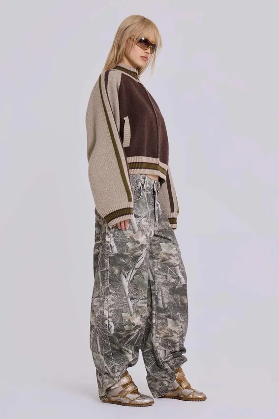 Vaqueros holgados Colossus de camuflaje Woodland