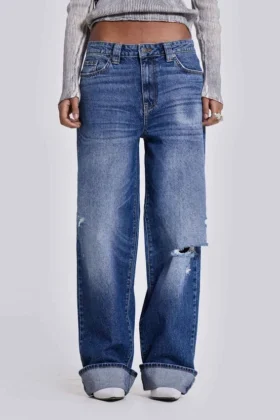 Vaqueros «Sonic» en lavado azul vintage