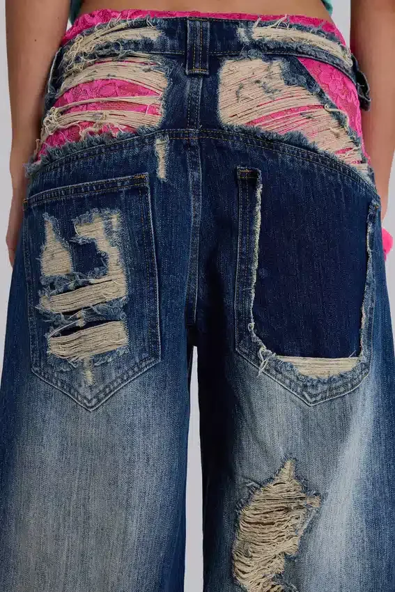 Vaqueros «Tattered Colossus Jeans»