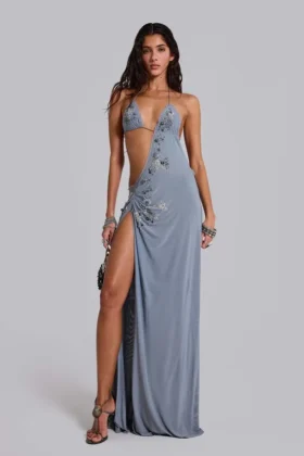 Vestido largo asimétrico con pedrería cosida a mano «Brisa»