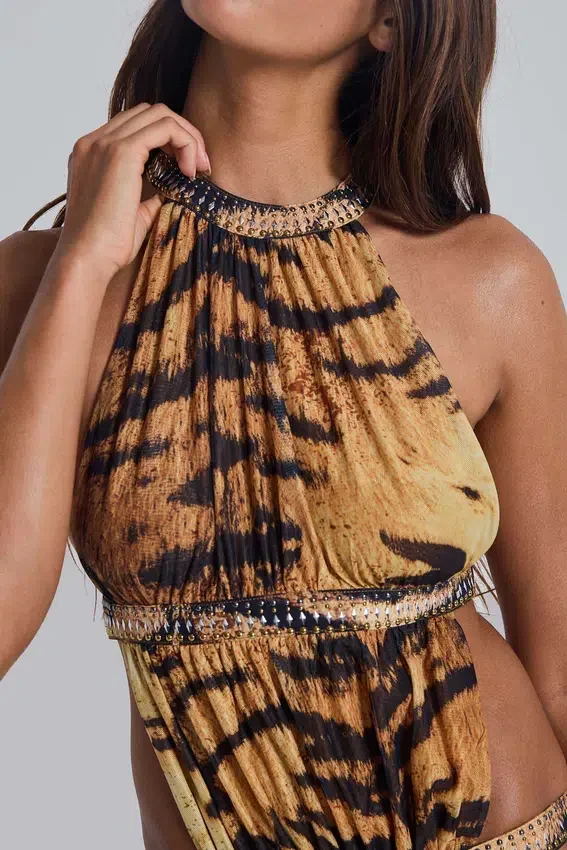 Vestido largo con aberturas «Saffra» con estampado de tigre