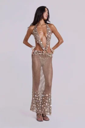 Vestido largo de croché «Vida» con espalda descubierta y conchas