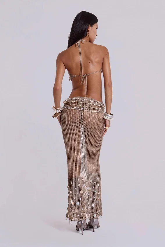 Vestido largo de croché «Vida» con espalda descubierta y conchas