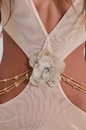 Vestido largo sin espalda «Vida» en dorado