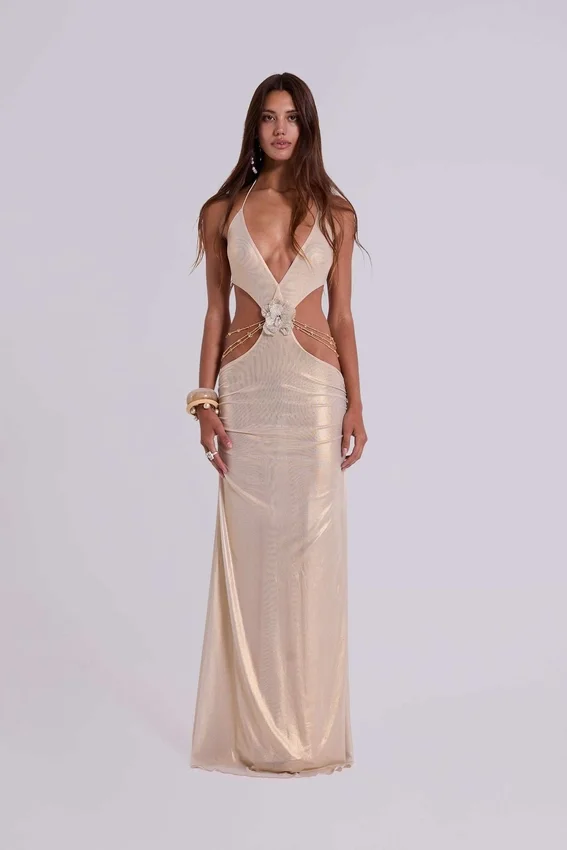 Vestido largo sin espalda «Vida» en dorado