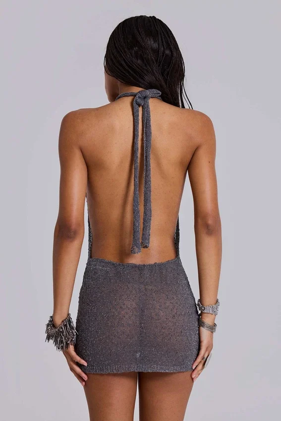 Vestido mini halter de punto Infinity en gris plomo
