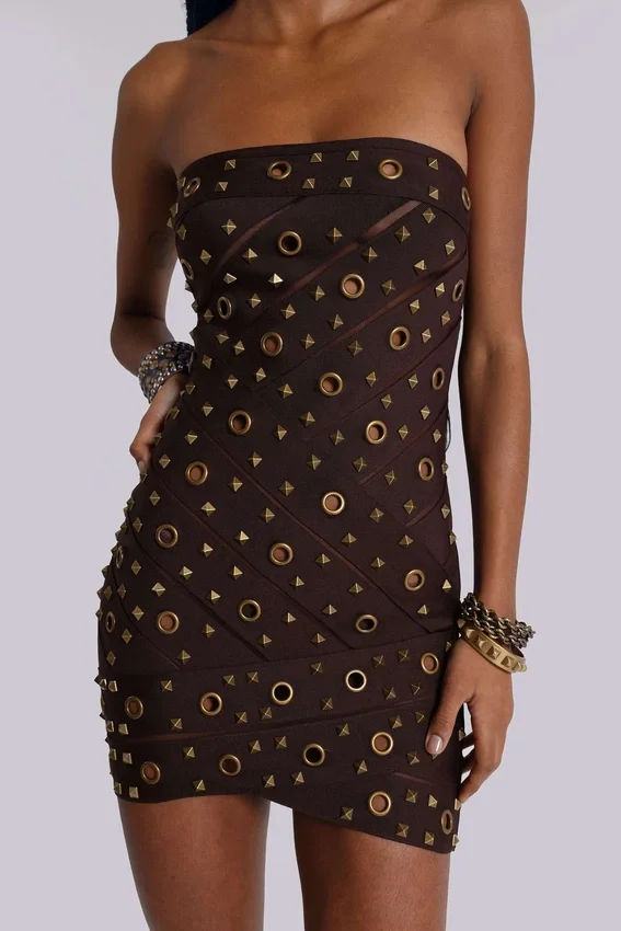Vestido vendaje con tachuelas Serena