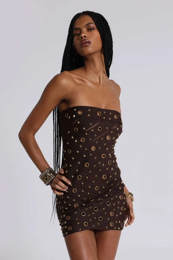 Vestido vendaje con tachuelas Serena