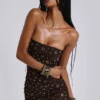 Vestido vendaje con tachuelas Serena