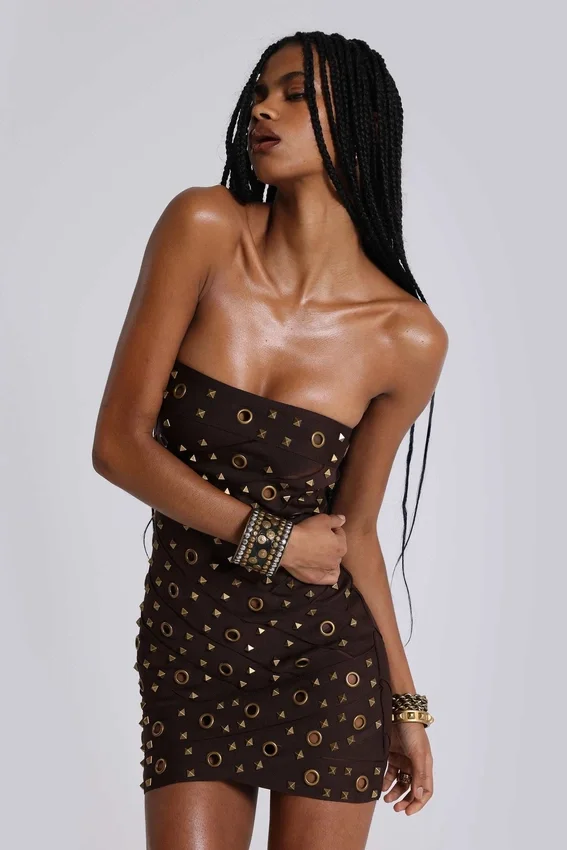 Vestido vendaje con tachuelas Serena